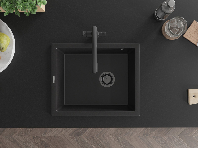 Podohlni jekleni umivalnik