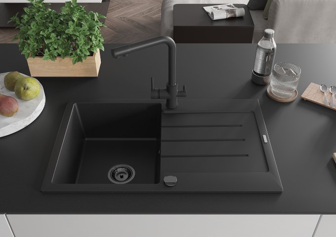 Kuhinjske armature z možnostjo priklopa vodnega filtra črne