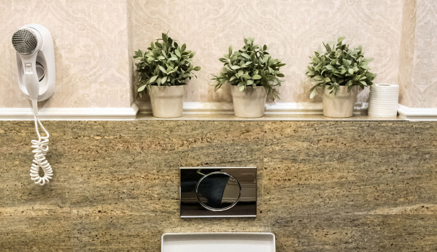 Izbira splakovalnega gumba