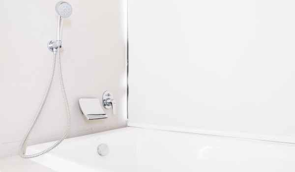 Večnamenski točkovni pršni kompleti