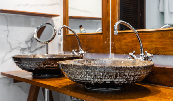 Kako skrbeti za nadpultni umivalnik?