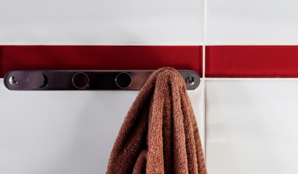 Kakšno obliko kopalniške kljuke izbrati?