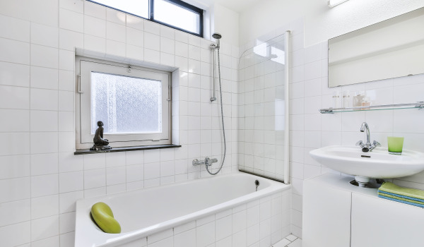 Kaj morate vedeti o kadnih oblogah?