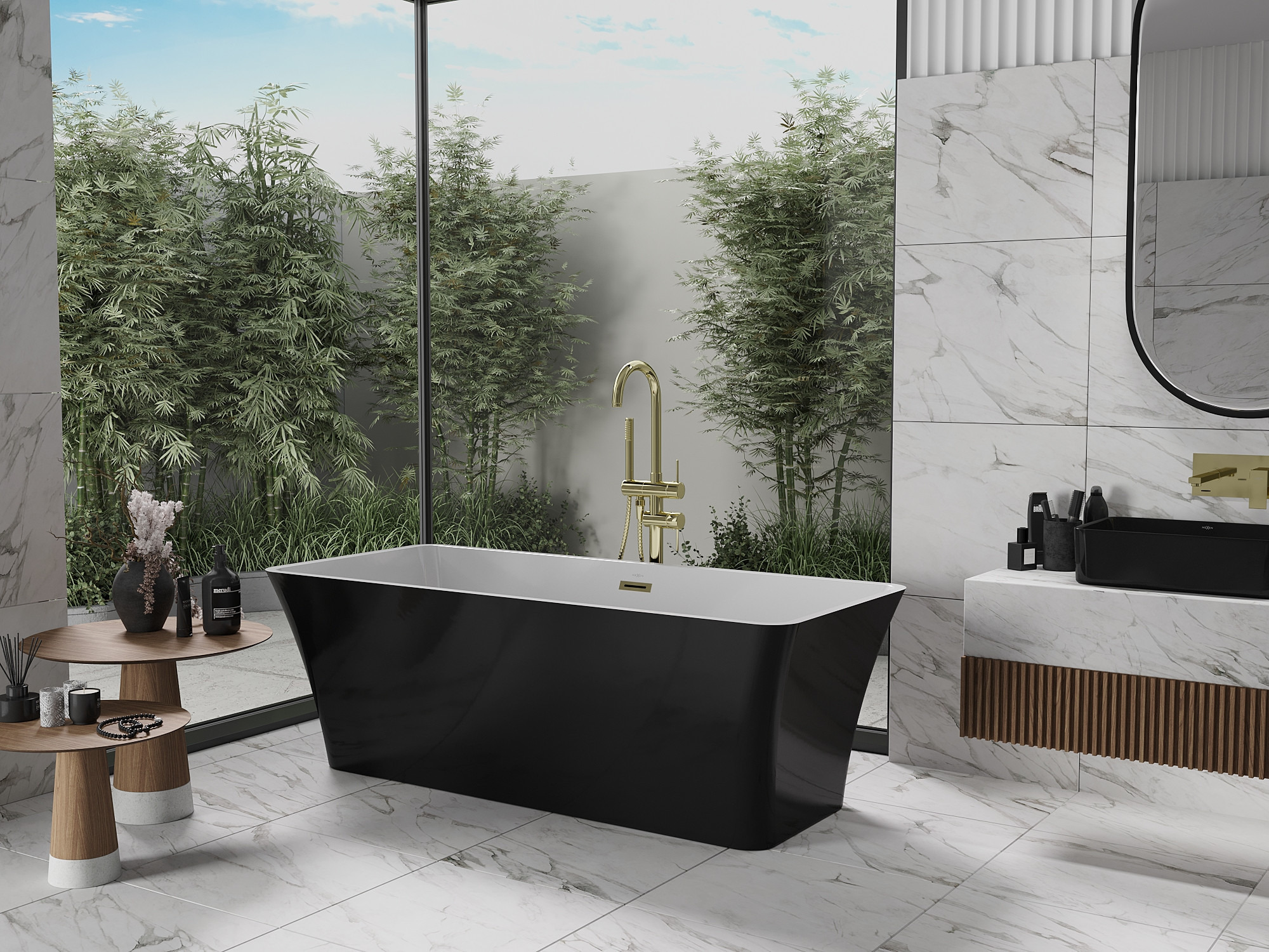 Kombinacija črne in zlate v marmornati kopalnici