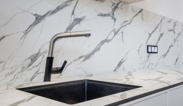 Zanimivosti o granitnih pomivalnih koritih