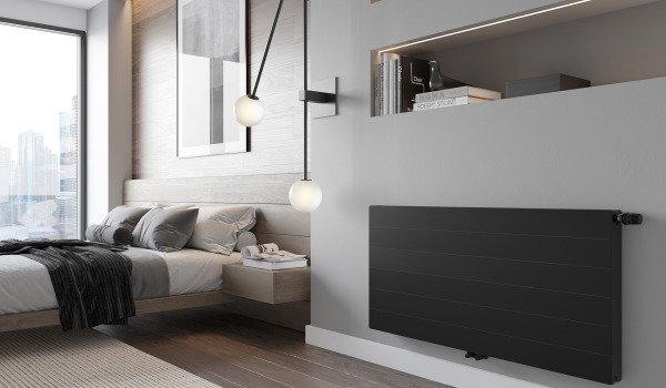 Dekorativni panelni radiator z gladko sprednjo stranjo