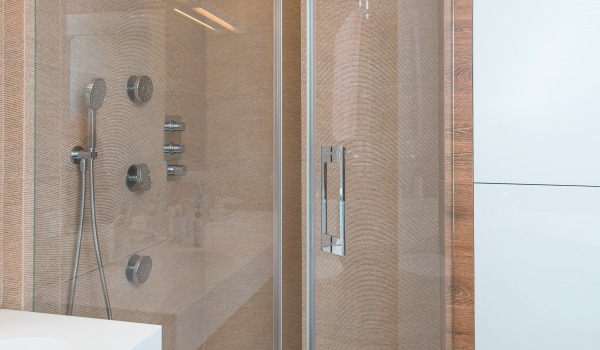 Udobje uporabe stranske šobe